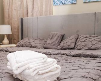 In-Unit Laundry Your Family and Friends Space - Boston