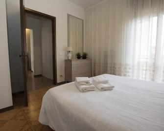 Mary Rose Apartment - Vicence - Chambre
