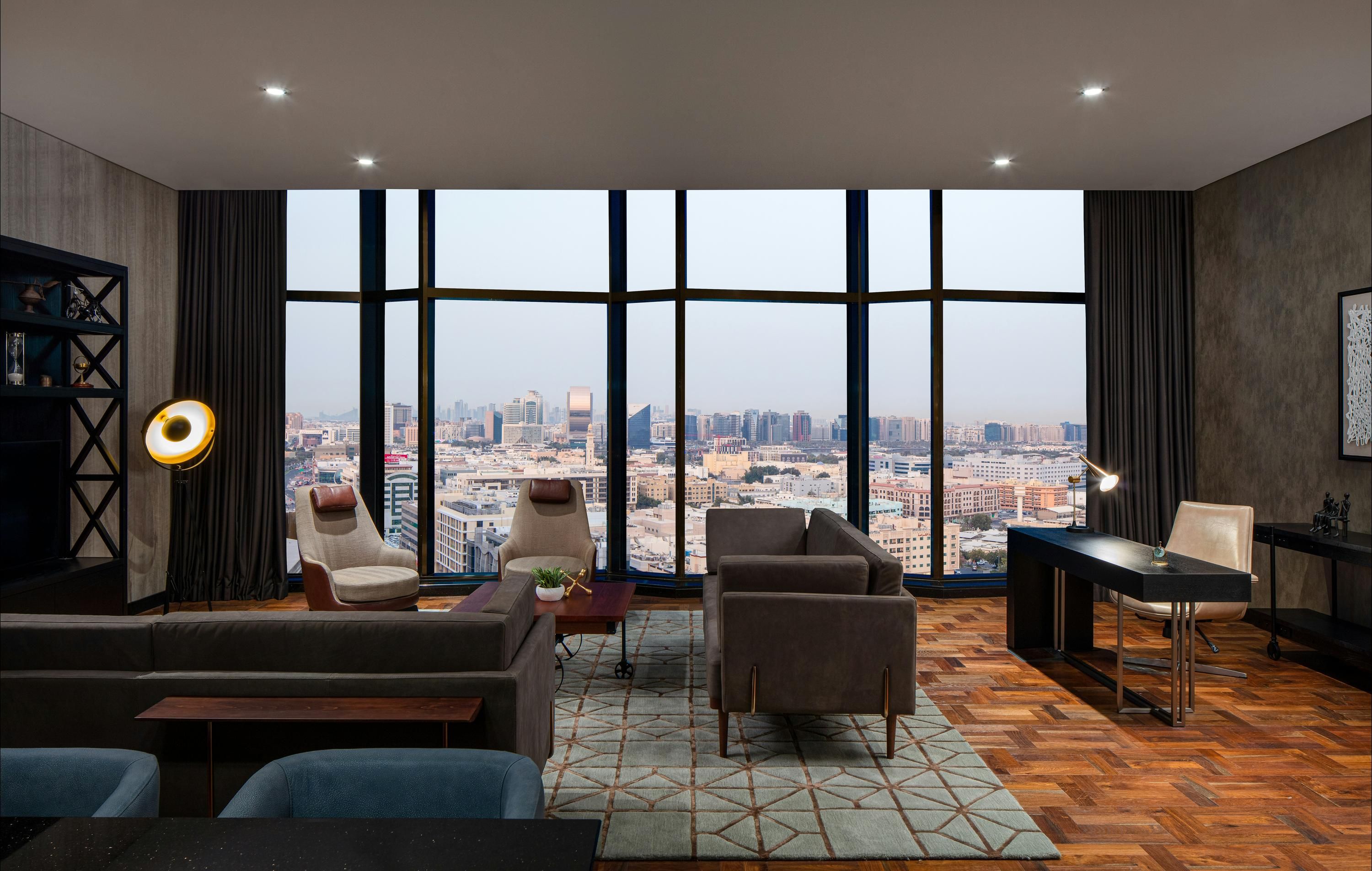 DoubleTree by Hilton Dubai M square Hotel & Residences - Dubai - Lounge