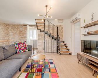 Holiday home Rocca - Supetar - Sala de estar
