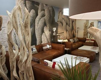 Ibis Styles Quiberon Centre - Quiberon - Obývací pokoj