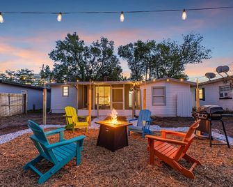 Fire Pit + Grill + 2mi To Dt Orlando - Orlando - Patio