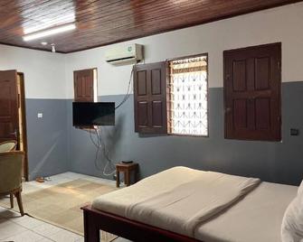 Couba Club - Douala - Bedroom