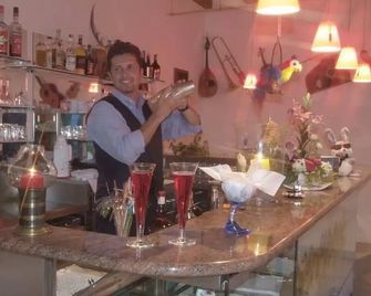 Fruehstuecks-Hotel Olympia - Tirolo - Bar