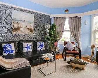 English Riviera coastal holiday home in Devon UK - Paignton - Living room