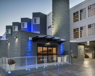 Holiday Inn Express Mountain View - Mountain View - Bâtiment