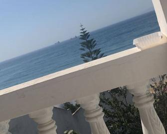 Inviting 1-Bed Apartment in Ksar sghir - Ksar es Sghir - Outdoors view