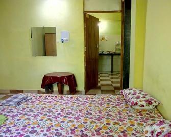 Aguiar Guest House - Colva - Kamar Tidur