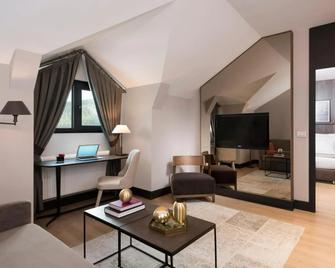 Ilgaz Mountain Resort Hotel - Ilgaz - Sala de estar