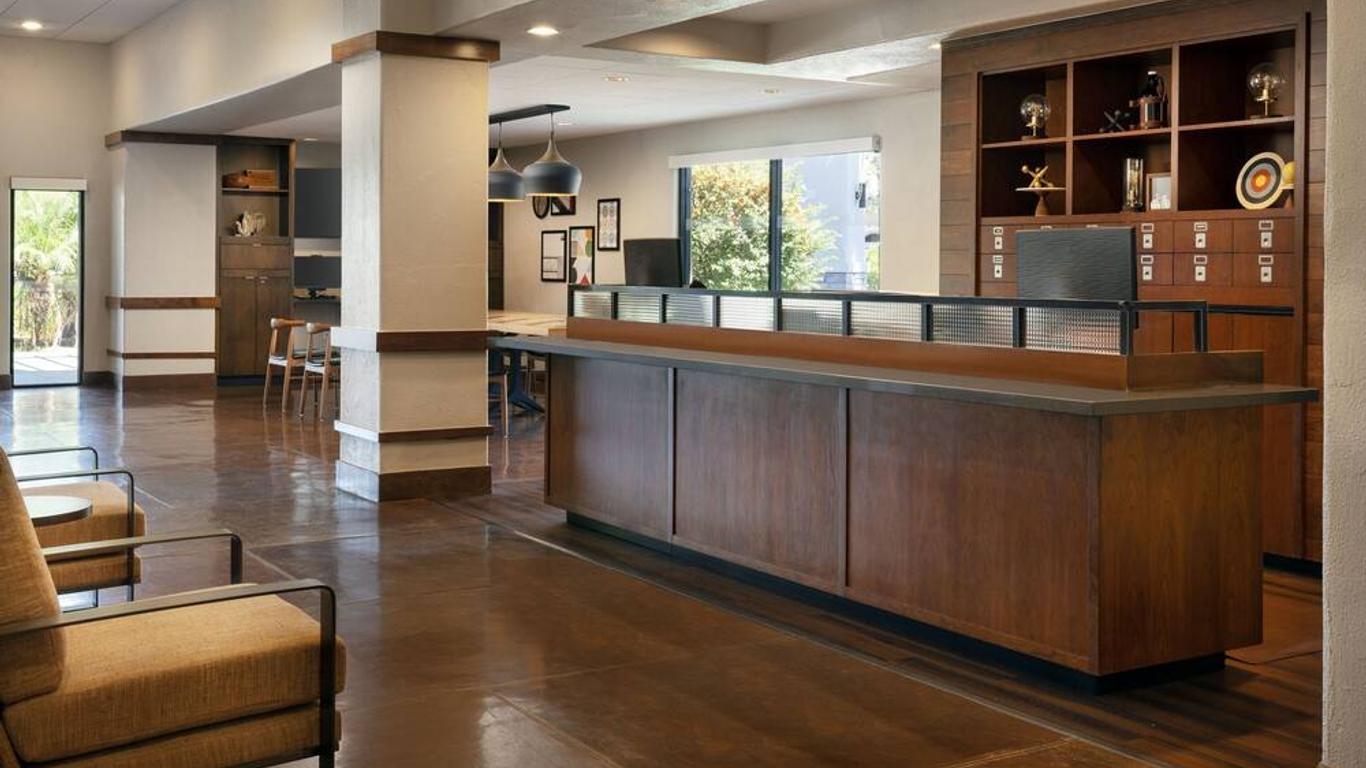 Four Points by Sheraton Tucson Airport