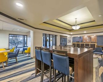 Spark by Hilton Cincinnati Airport South - Florence - Σαλόνι ξενοδοχείου