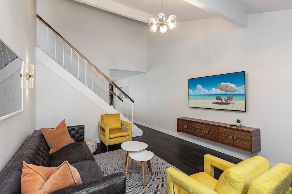 Golf And Couples Oasis Midcentury With6 - Palm Springs - Wohnzimmer