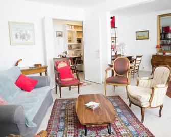 Exigehome Appartement De Standing A 10 Minutes Du Chateau - Le Chesnay - Wohnzimmer