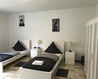 Monteurhome-Hagen - Hagen - Slaapkamer