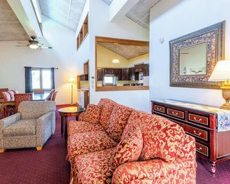 Fireside Inn & Suites Bangor - Bangor - Salon