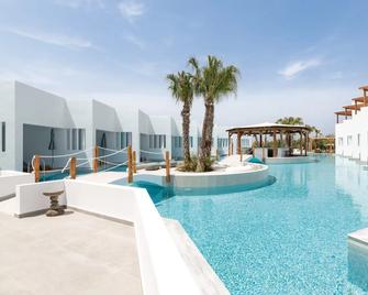 Martini Boutique Resort - Ialysos - Piscina