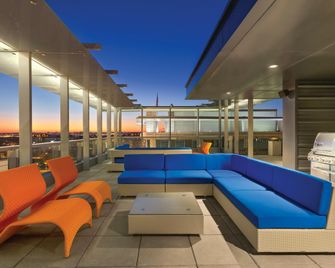 Homewood Suites Washington DC Capitol-Navy Yard - Washington - Parveke