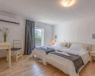 Happiness Apartments - Hersonissos - Chambre