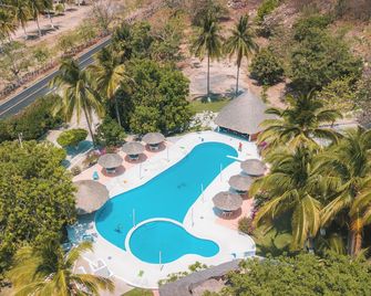 Hotel Altos Paraiso - פוארטו אסקונדידו - בריכה