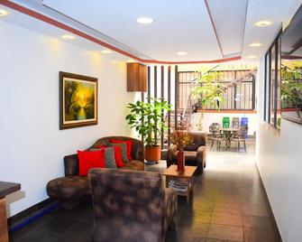 Hotel Endamo - Latacunga - Lobby