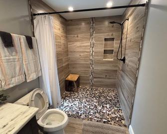 Sea Urchin - Amazing Private Suite Large Bath 3.3mi 2 Beach - Bonita Springs