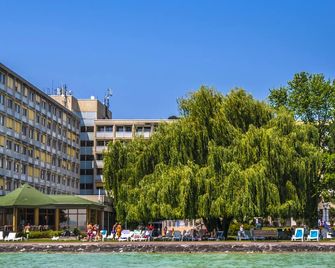 Hotel Club Tihany - Tihany - Vista del exterior