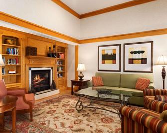 Country Inn & Suites by Radisson Bel Air/Aberdeen - Bel Air - Living room