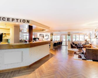 Eden Park Hotel Restaurant - Pont-l'Évêque - Front desk