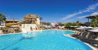 Sonesta Maho Beach Resort Casino & Spa - Lowlands - Pool