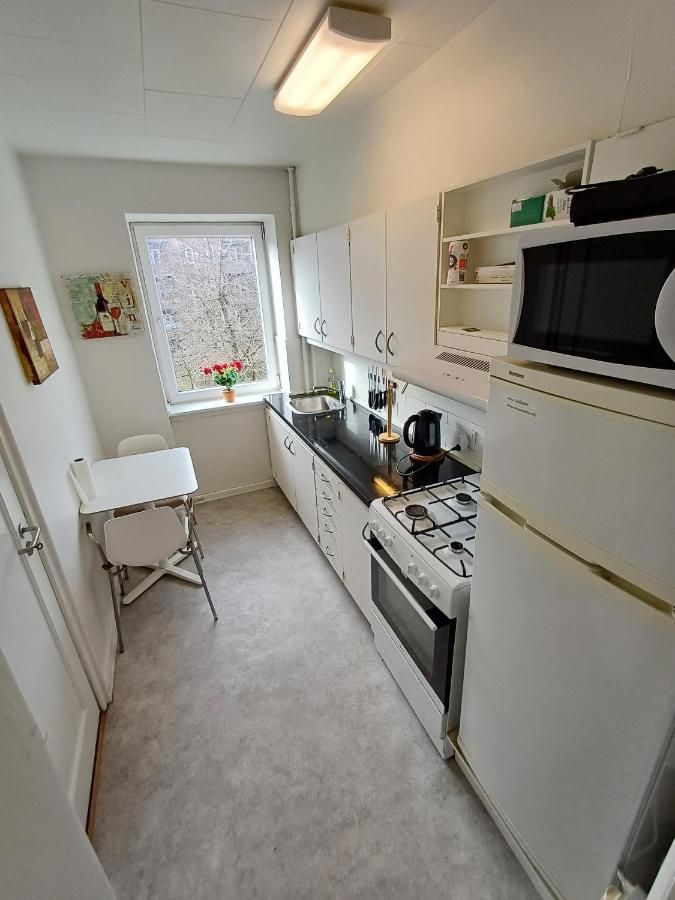 Bright and central city apartment near Aalborg Bus – Aalborg