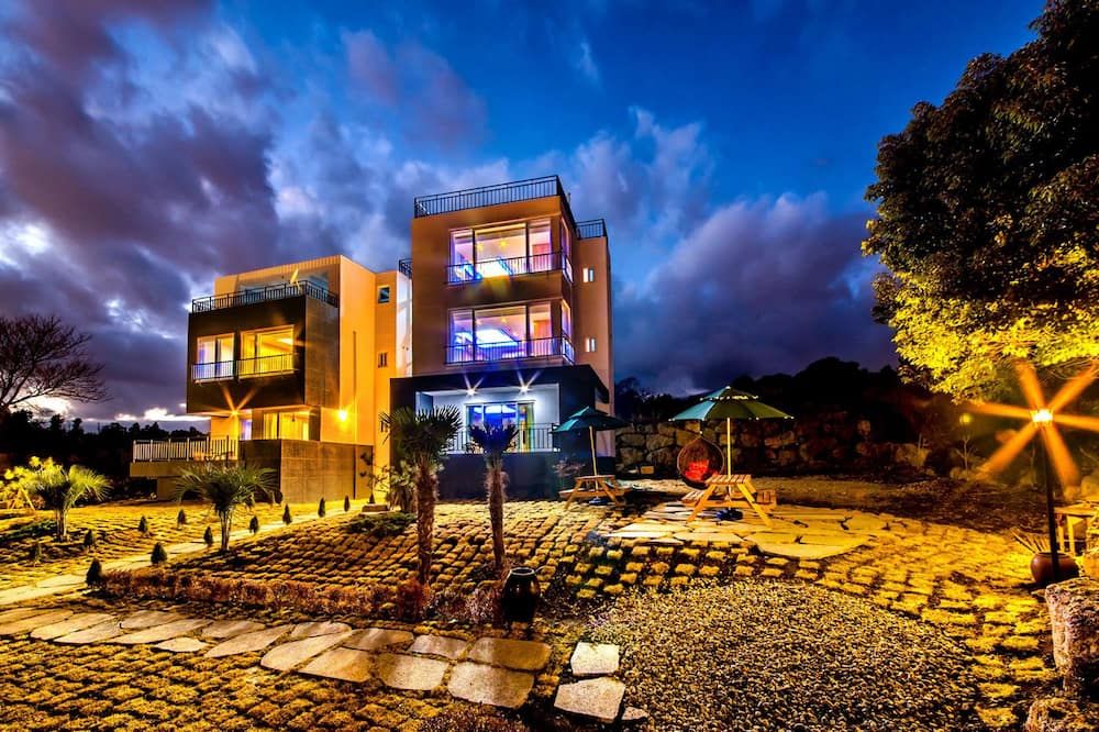 Jeju Seogwipo Modniae Pension