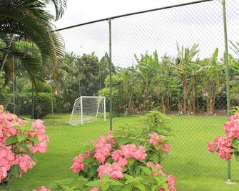 Site With 4 Thousand Meters For 10 People In Vargem Grande! - Río de Janeiro - Patio