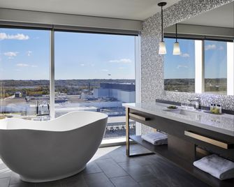 Intercontinental Hotels Minneapolis - St. Paul Airport By IHG - Mendota - Bedroom