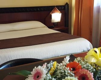 Hotel Motel Flower - Novi Ligure - Bedroom