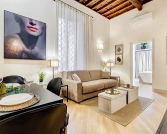 Trevi Chic House - Rome - Living room