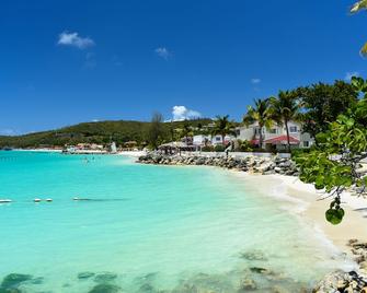 Antigua Village Beach Resort - Cedar Grove - Playa