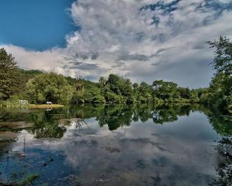 Willow Pond Resort 18 Bedroom - Family Friendly, Reunions. - Honesdale - Vista del exterior
