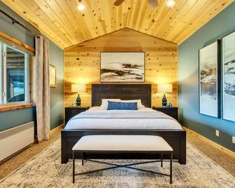 Bryce Canyon Retreat - Hatch - Bedroom