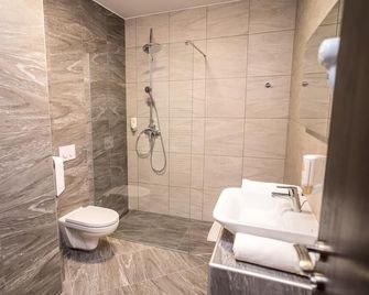 B&B Villa Angy - Korenica - Bathroom