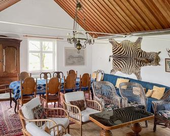 Cozy Home In Sankt Ibb With Kitchen - Bäckviken - Lounge