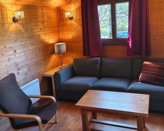 Your chalet 1500m from Cascades du Hérisson - Bonlieu - Salon