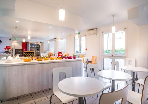 premiere classe paris est rosny sous bois 41 6 3 rosny sous bois hotel deals reviews kayak