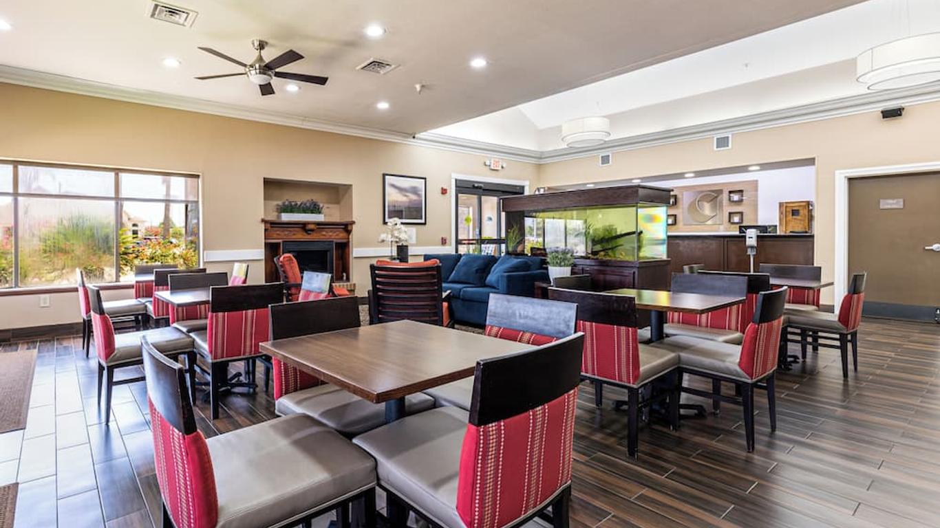 Comfort Suites Lake Jackson Clute