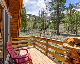 Four Seasons Cabin 5 - June Lake - Balcony
