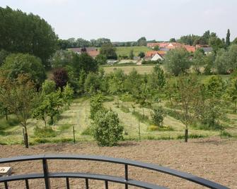 Gîte de la Pommeraie 8mn from Arras - Rivière - Vista del exterior