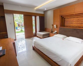 Sinar Bali Hotel - Kuta - Kamar Tidur