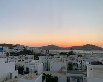 Minoa Hotel - Naousa