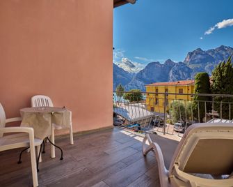 Hotel Geier - Nago–Torbole - Balcony