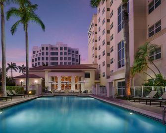 Residence Inn by Marriott Miami Aventura Mall - Aventura - Pool