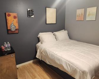 Home Away from Home - Prince George - Bedroom